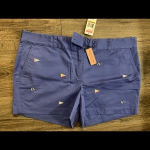 Vineyard Vines nautical flag shorts